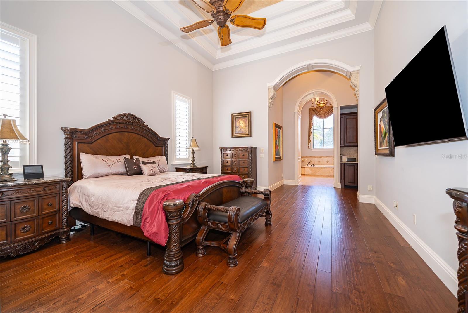 Image 18 of 76 For 16020 Pendio Drive