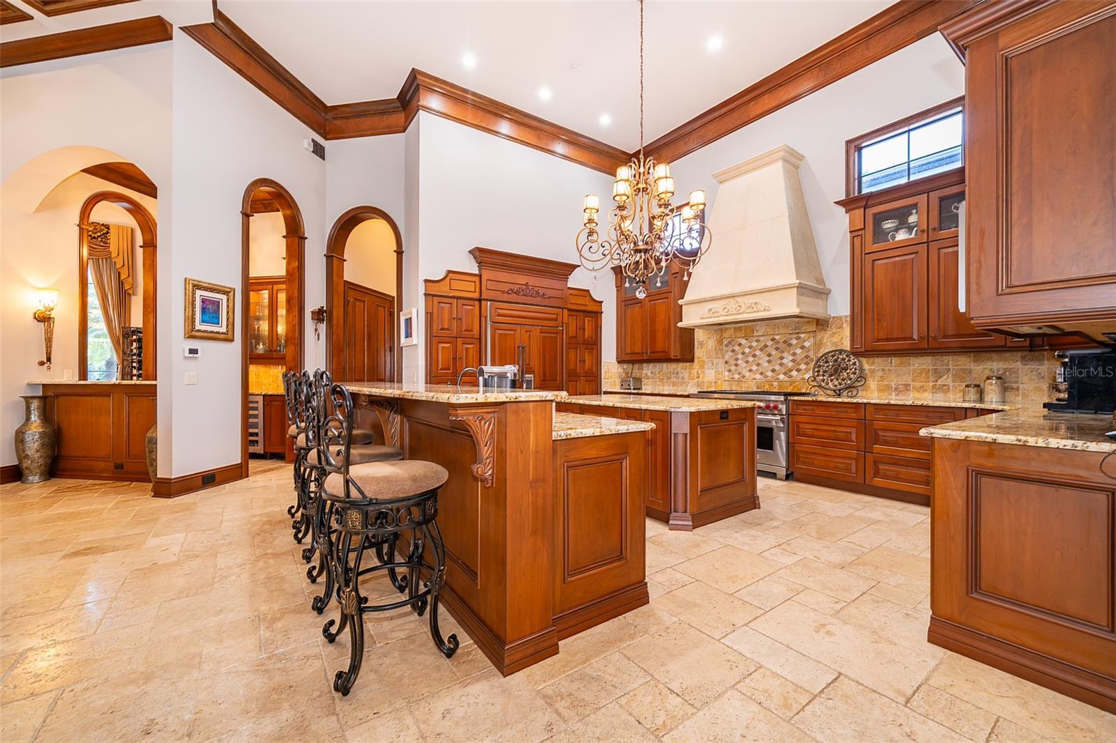 Image 28 of 76 For 16020 Pendio Drive