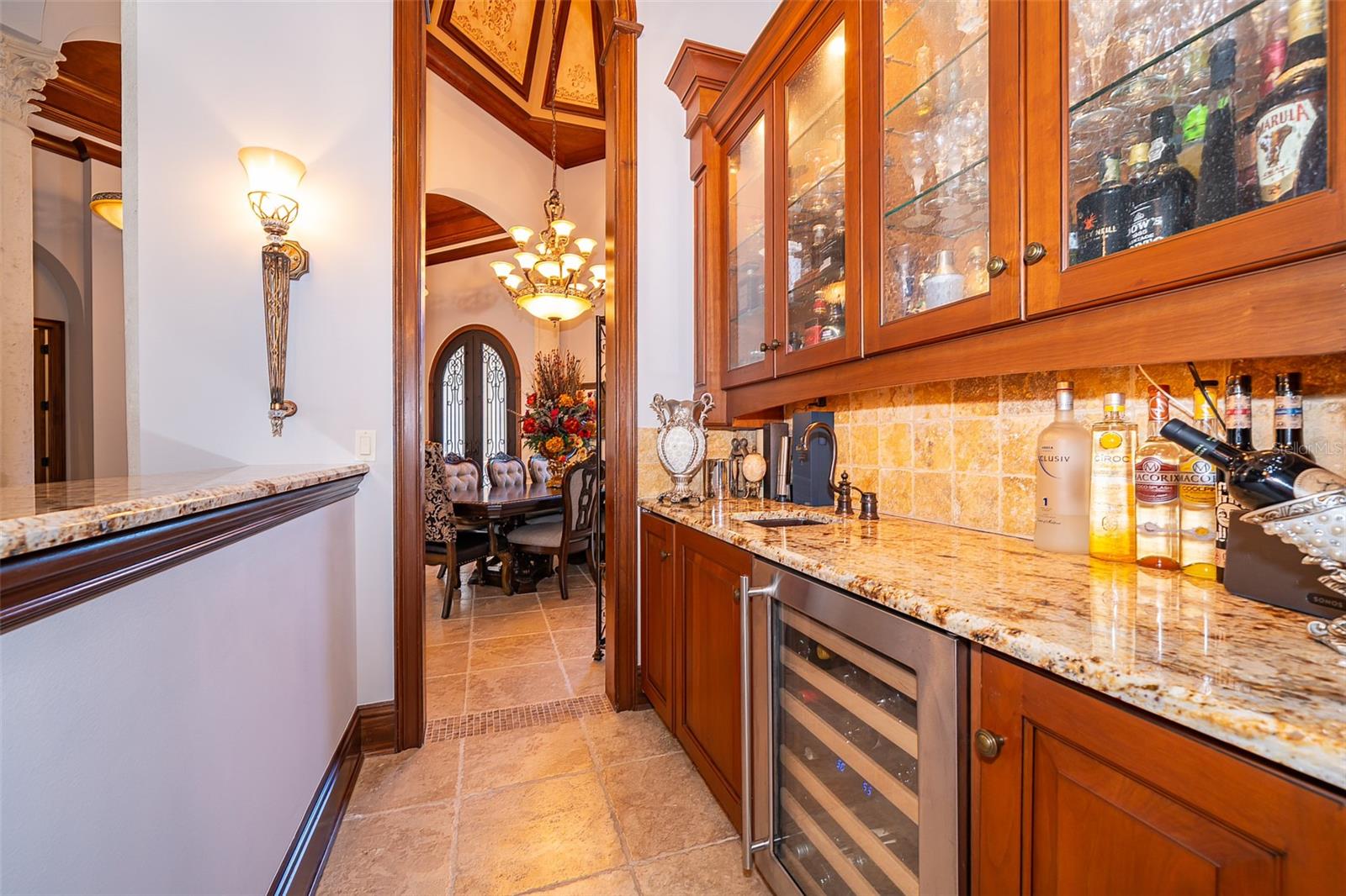 Image 32 of 76 For 16020 Pendio Drive