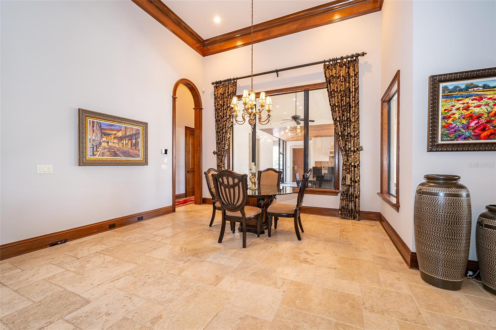 Image 33 of 76 For 16020 Pendio Drive