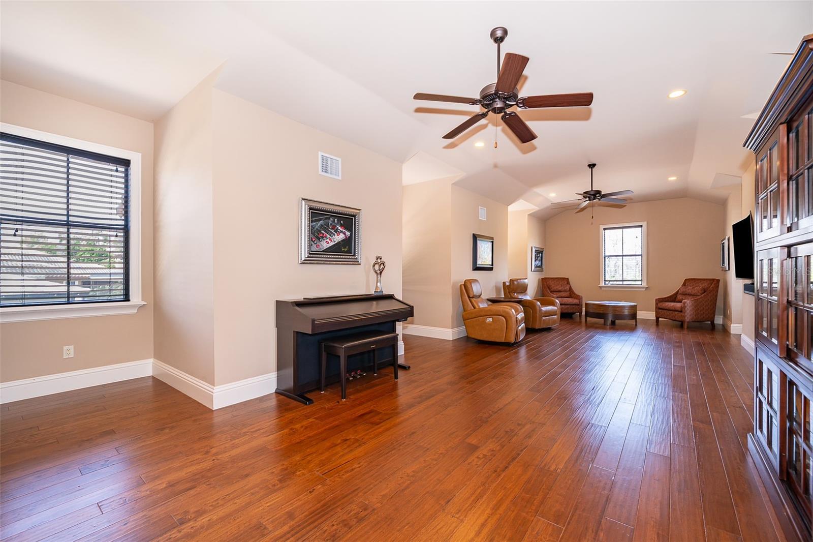 Image 51 of 76 For 16020 Pendio Drive