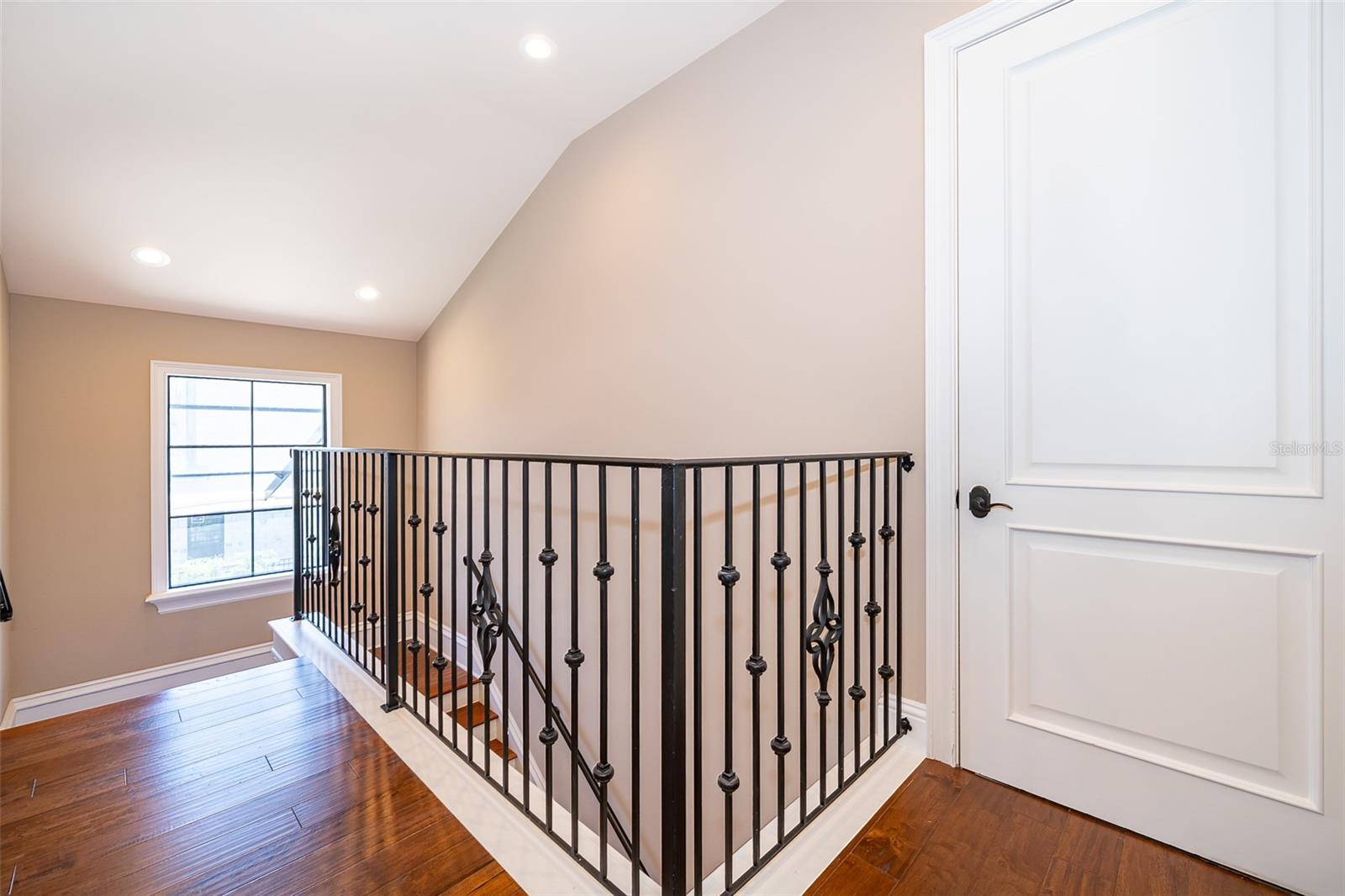 Image 55 of 76 For 16020 Pendio Drive