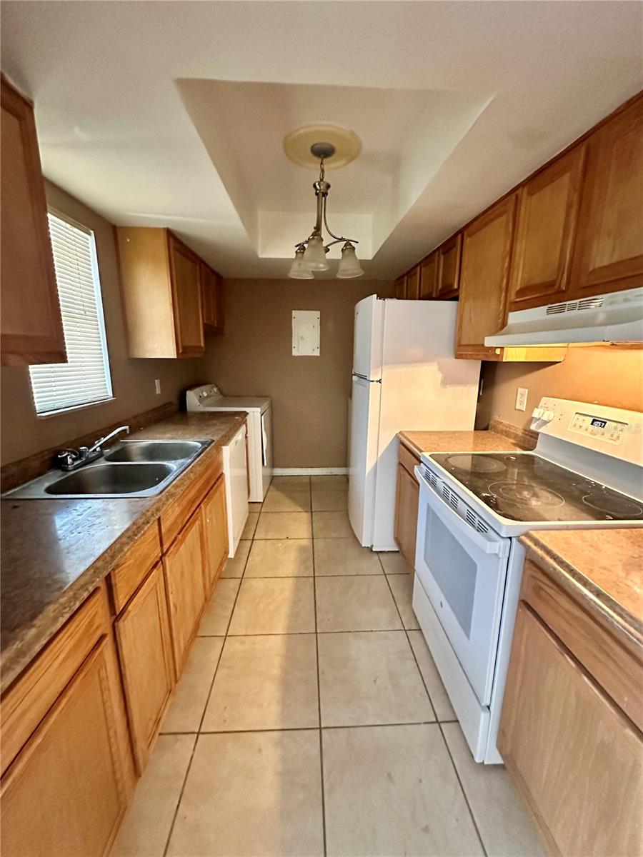 Image 11 of 35 For 4350 Aqua Vista Drive G