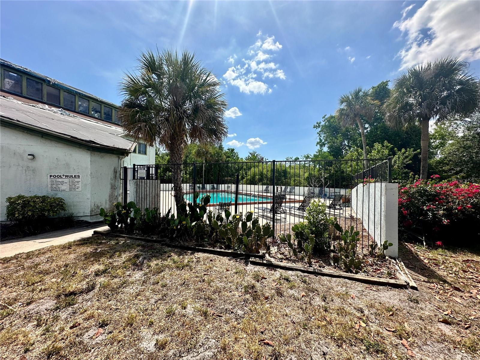 Image 31 of 35 For 4350 Aqua Vista Drive G