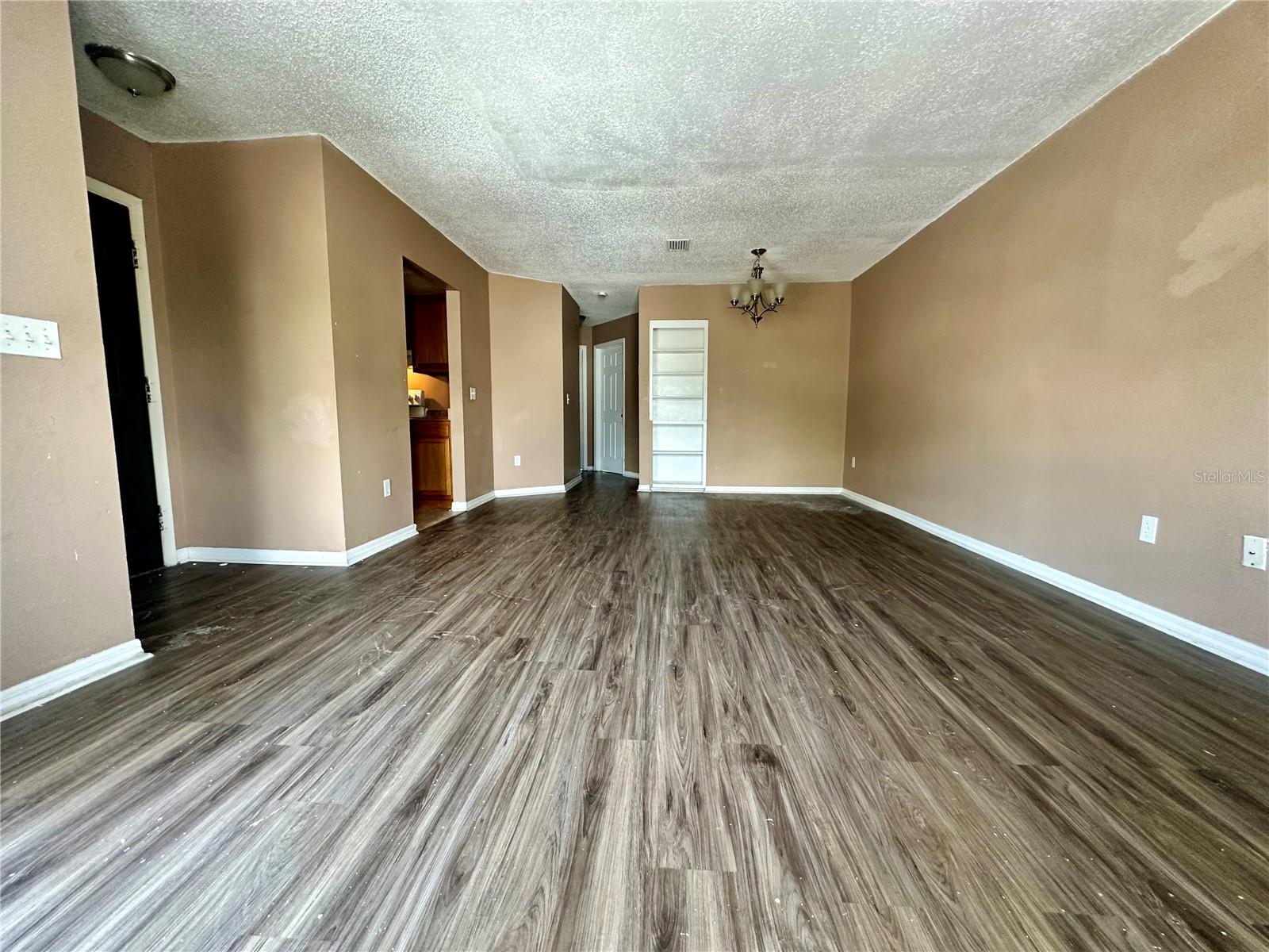 Image 4 of 35 For 4350 Aqua Vista Drive G