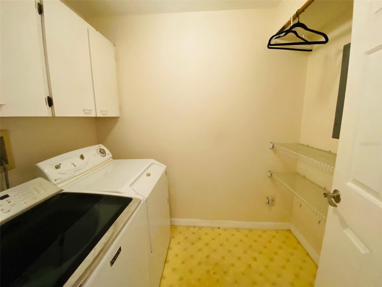 Image 31 of 38 For 823 Chestnut Street