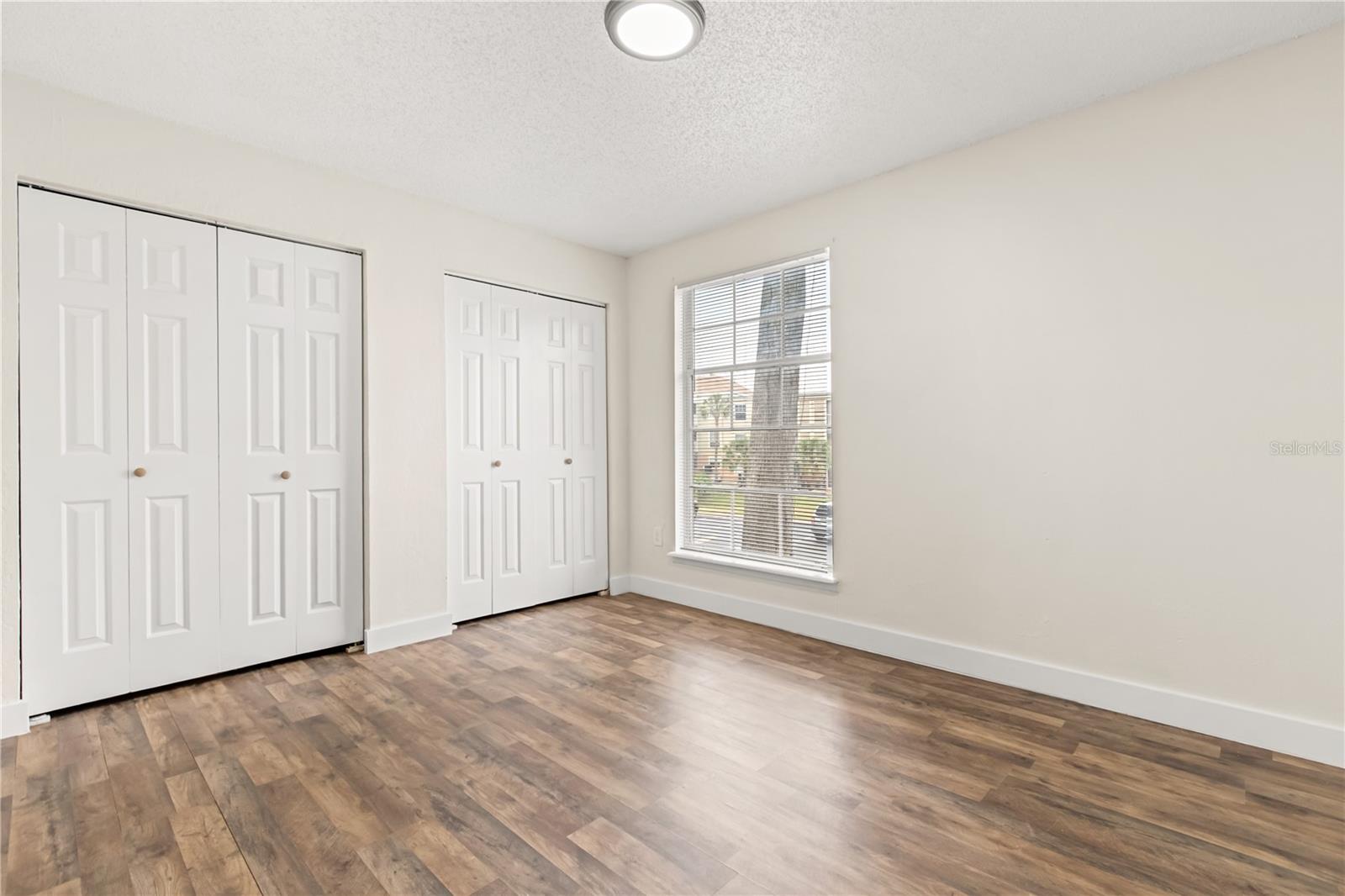Image 18 of 29 For 4038 Versailles Drive 4038c