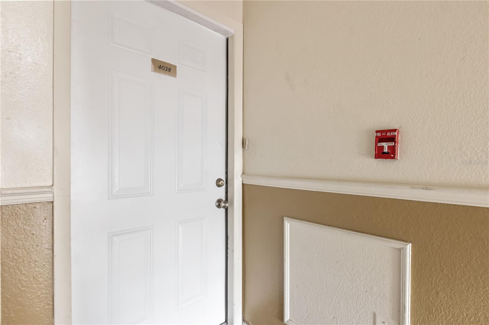 Image 2 of 29 For 4038 Versailles Drive 4038c