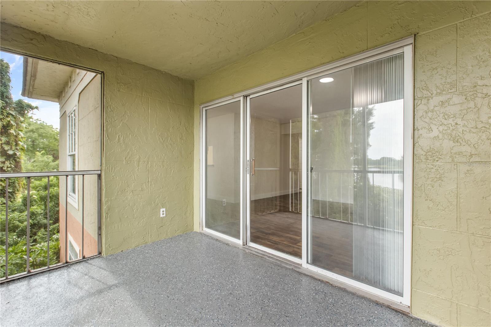 Image 5 of 29 For 4038 Versailles Drive 4038c