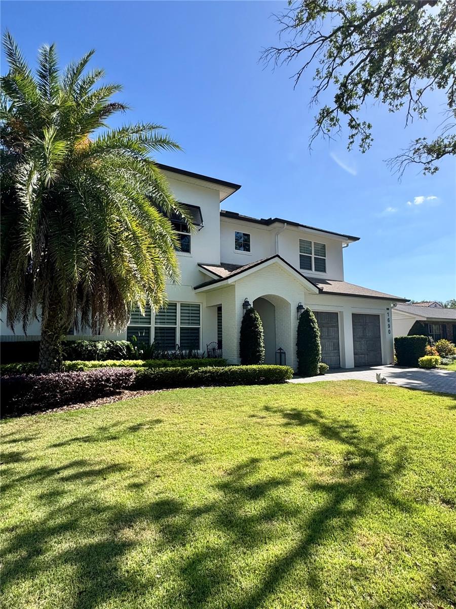 Image 3 of 53 For 1690 Palm Avenue
