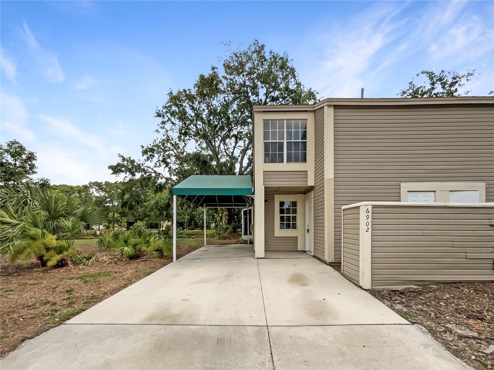 Details for 6902 Lakeview Court, TAMPA, FL 33634