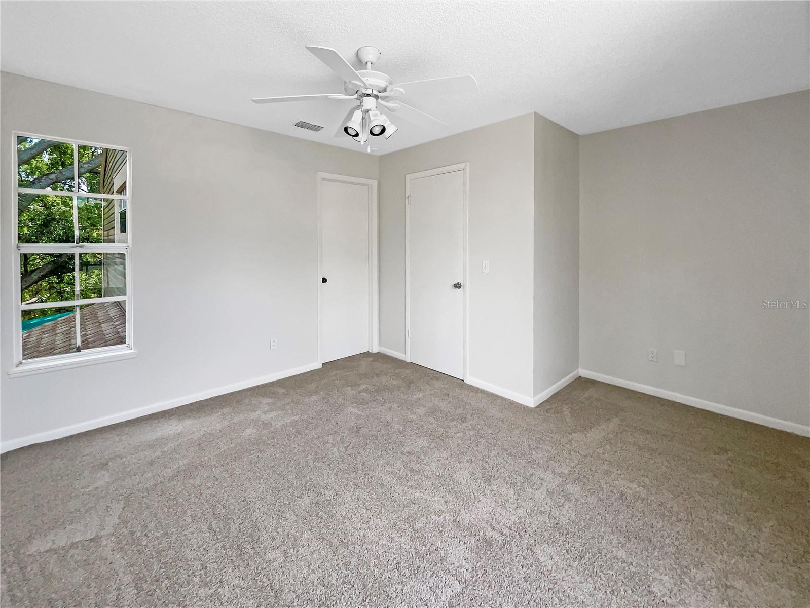 Image 16 of 25 For 6902 Lakeview Court