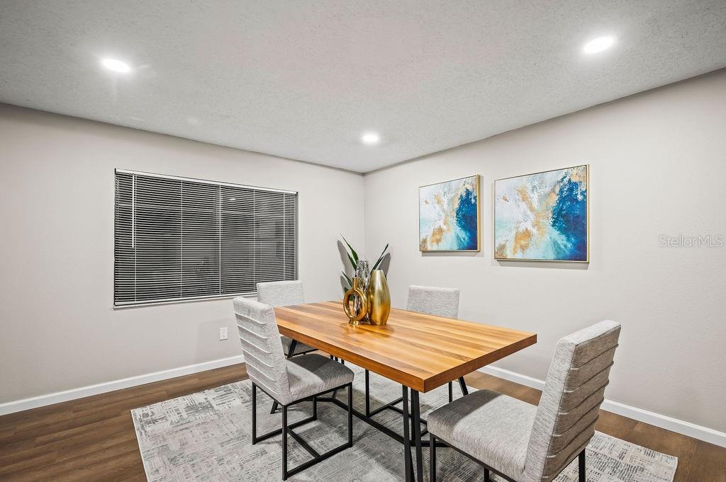 Image 12 of 28 For 4032 Doral  