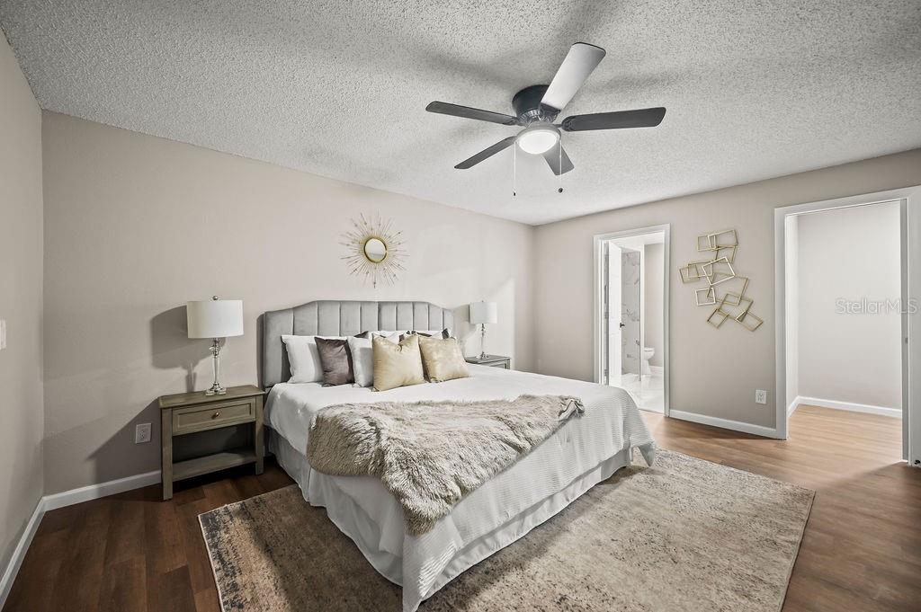 Image 15 of 28 For 4032 Doral  