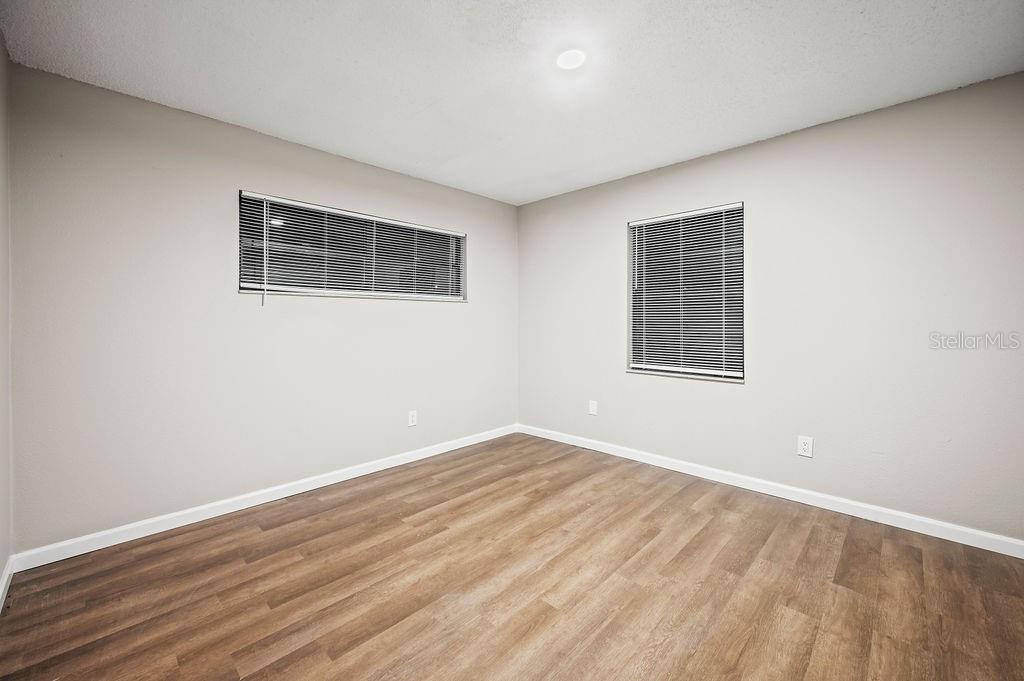 Image 22 of 28 For 4032 Doral  