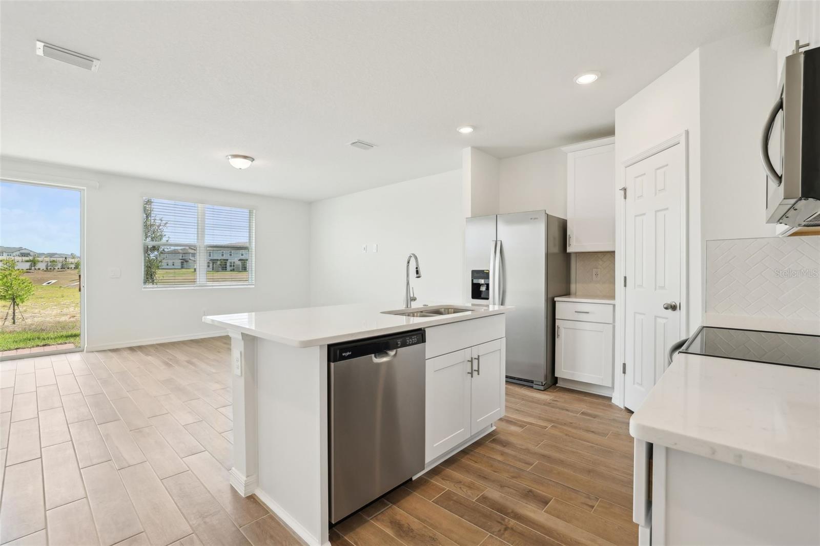 Image 10 of 41 For 16434 Bird Of Paradise Avenue