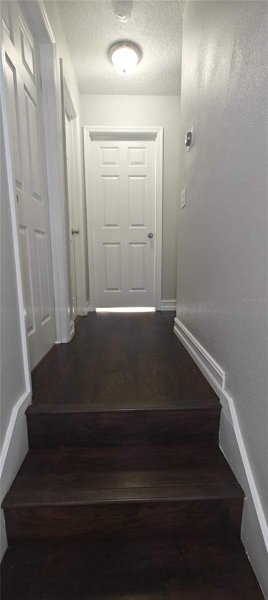 Image 13 of 21 For 8347 Willowwood Street