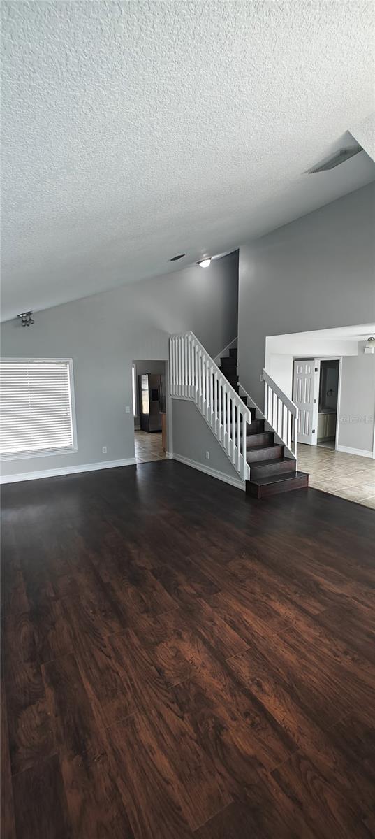 Image 14 of 21 For 8347 Willowwood Street
