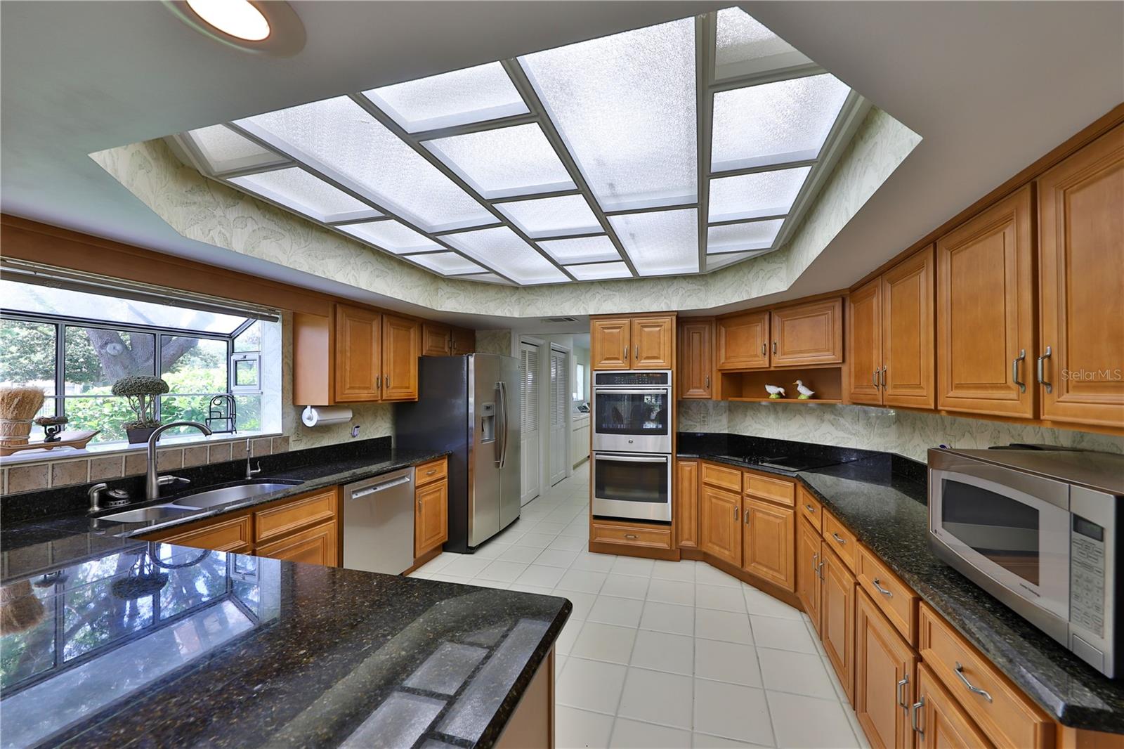 Image 11 of 43 For 2446 Sweetwater Country Club Drive