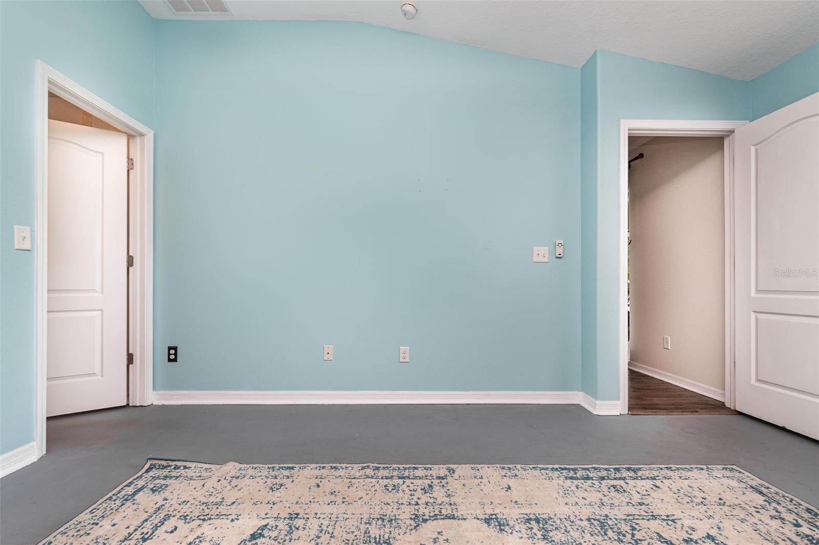 Image 16 of 33 For 349 Bella Rosa Circle