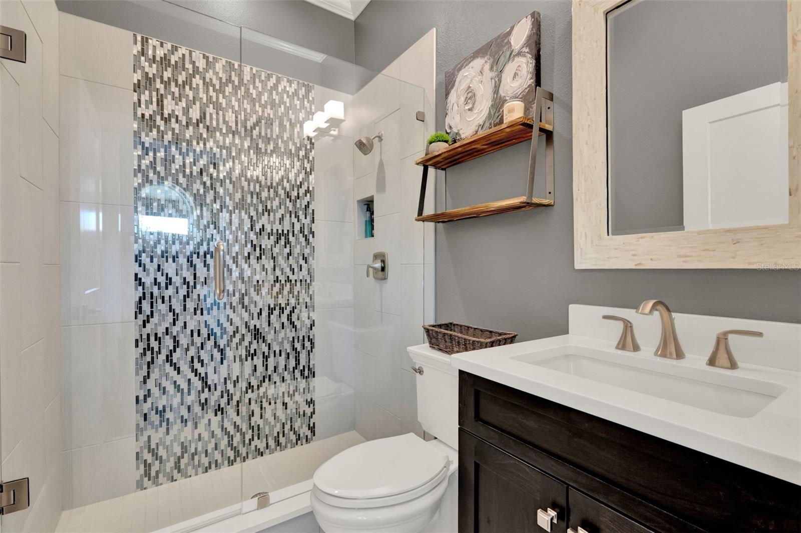 Image 21 of 42 For 13710 Lake Cawood Drive