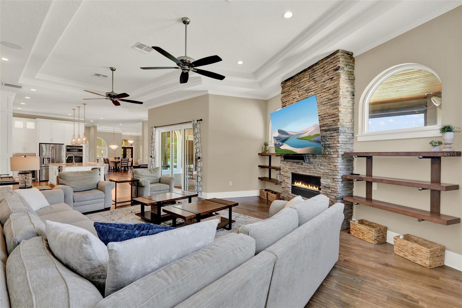 Image 8 of 42 For 13710 Lake Cawood Drive