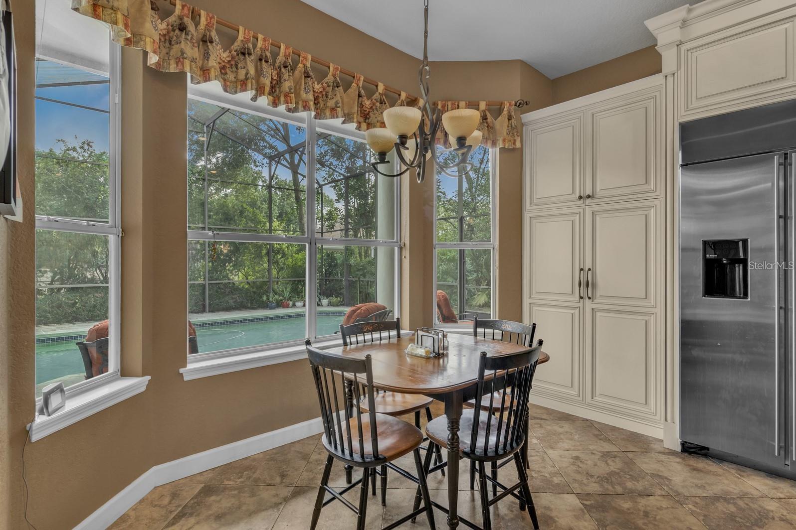 Image 9 of 40 For 8740 Ingleton Court