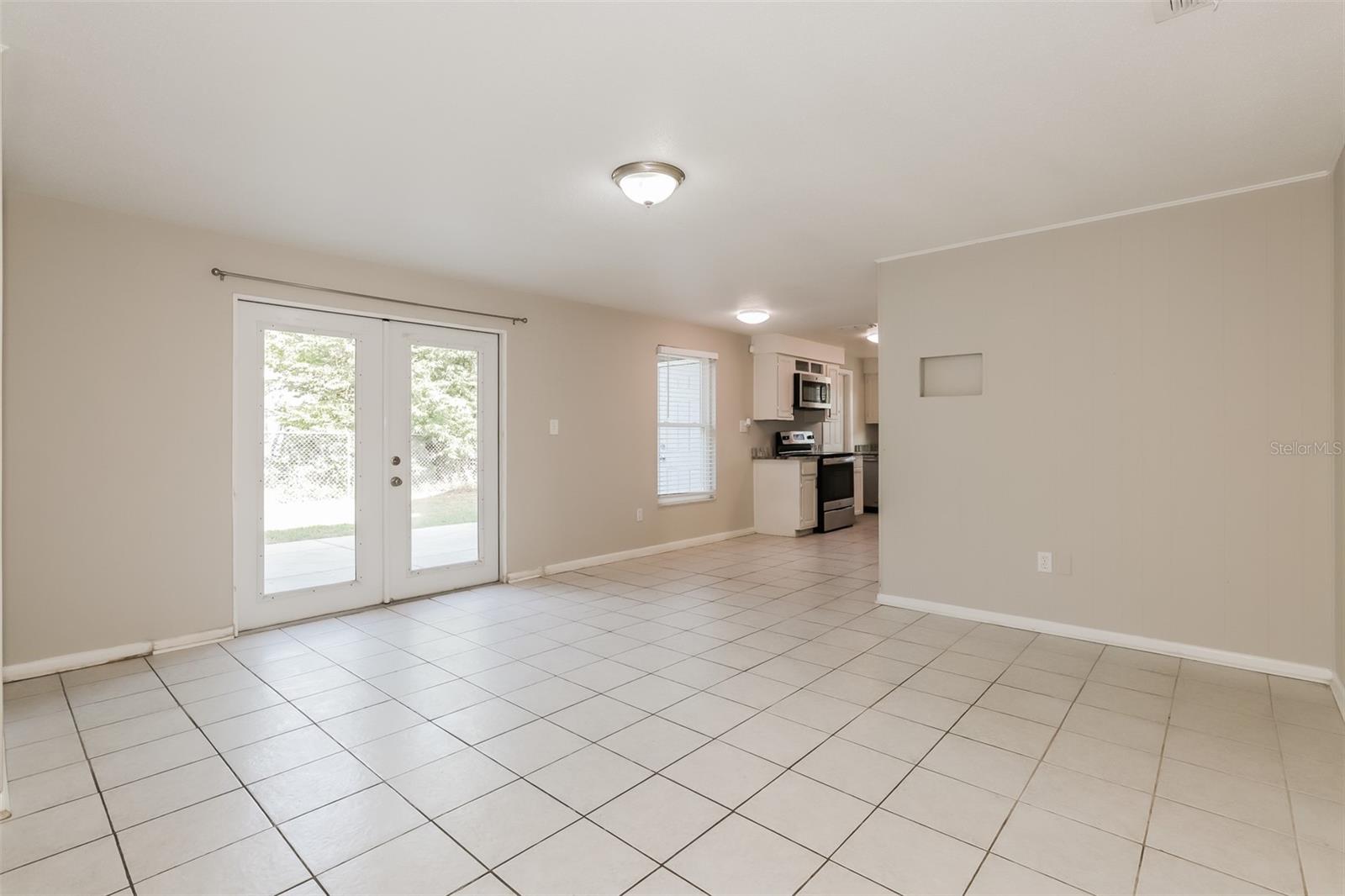 Image 11 of 21 For 1705 Dana Place