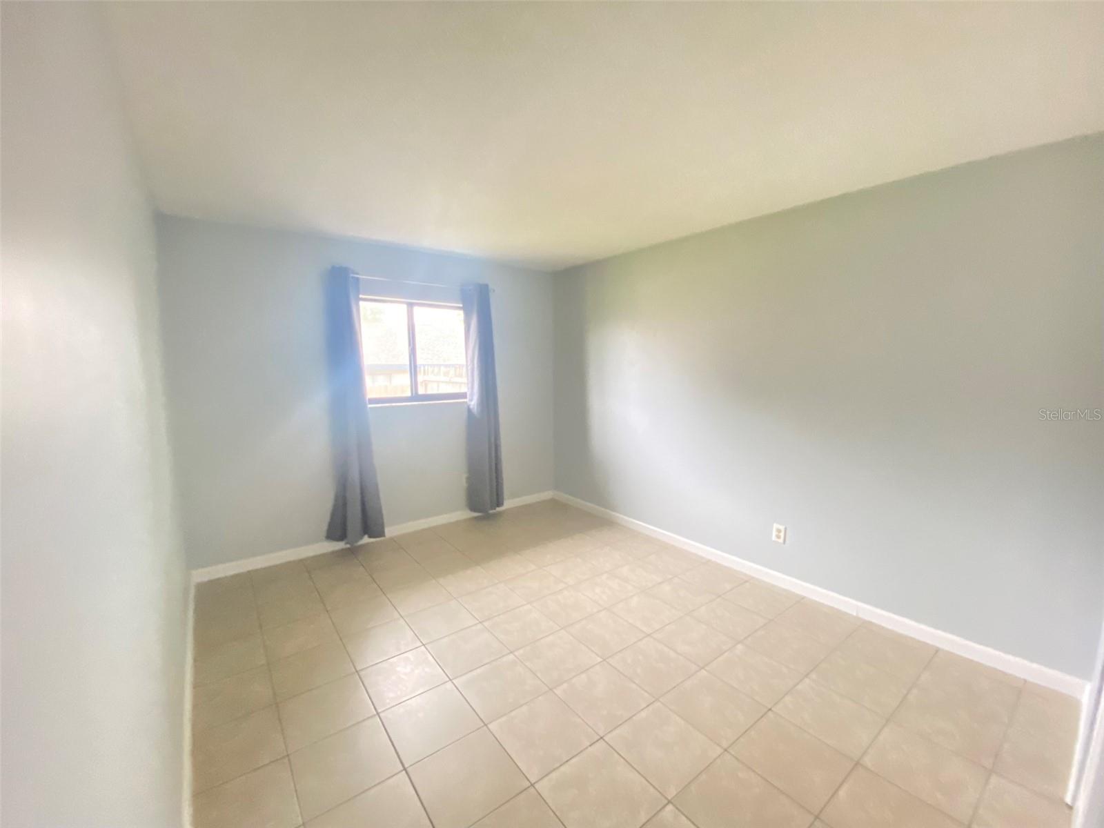 Image 14 of 19 For 605 Northlake Boulevard 68