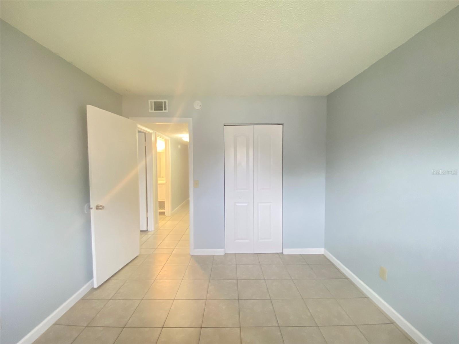 Image 18 of 19 For 605 Northlake Boulevard 68