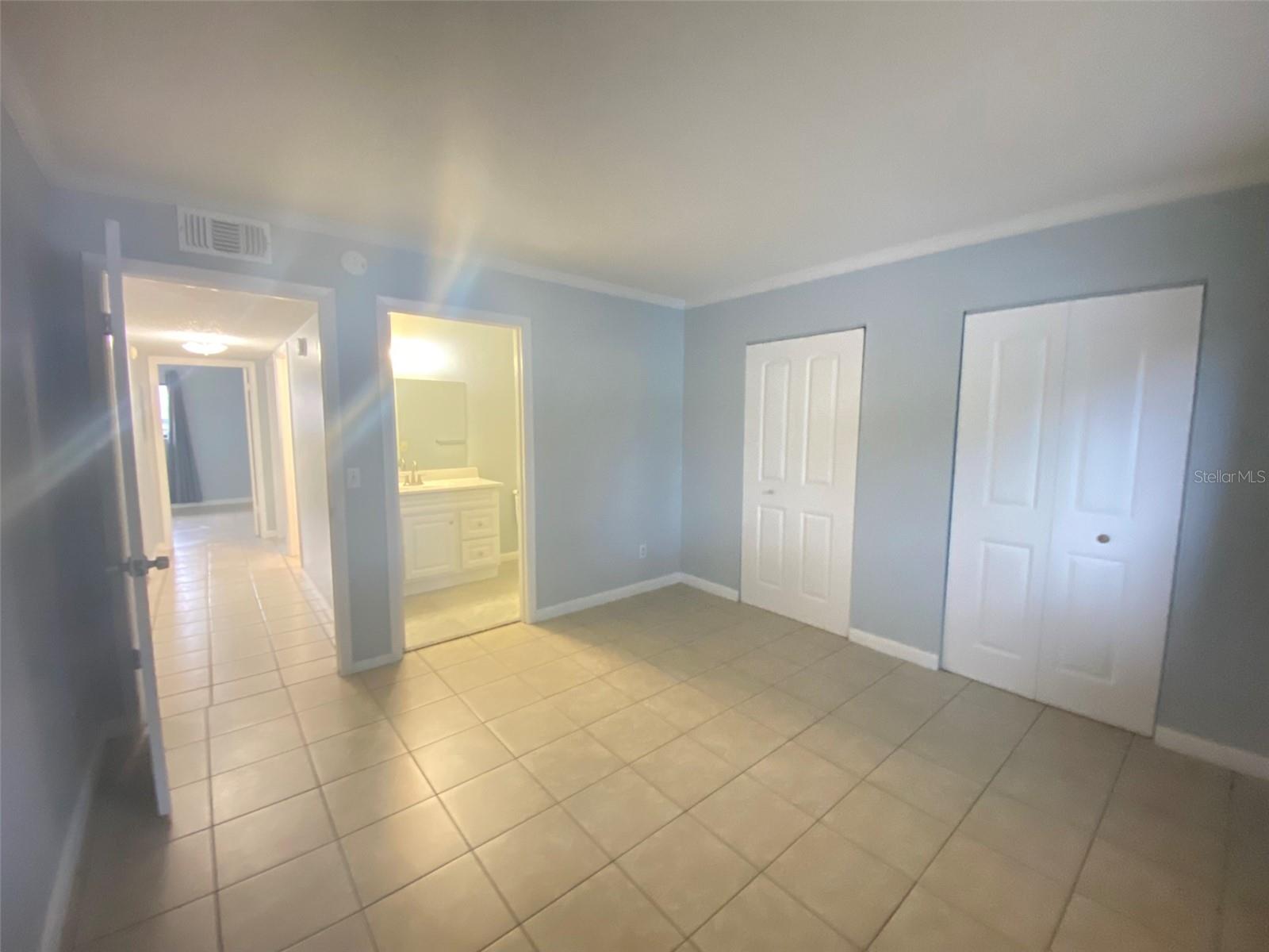 Image 9 of 19 For 605 Northlake Boulevard 68