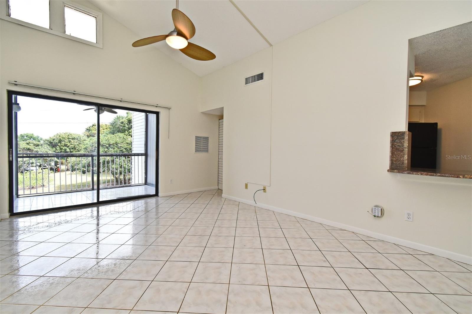 Image 10 of 44 For 4008 Atrium Drive U-6