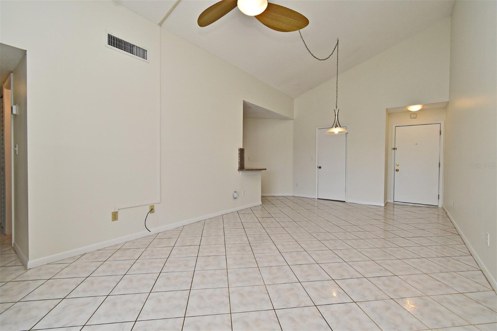 Image 11 of 44 For 4008 Atrium Drive U-6