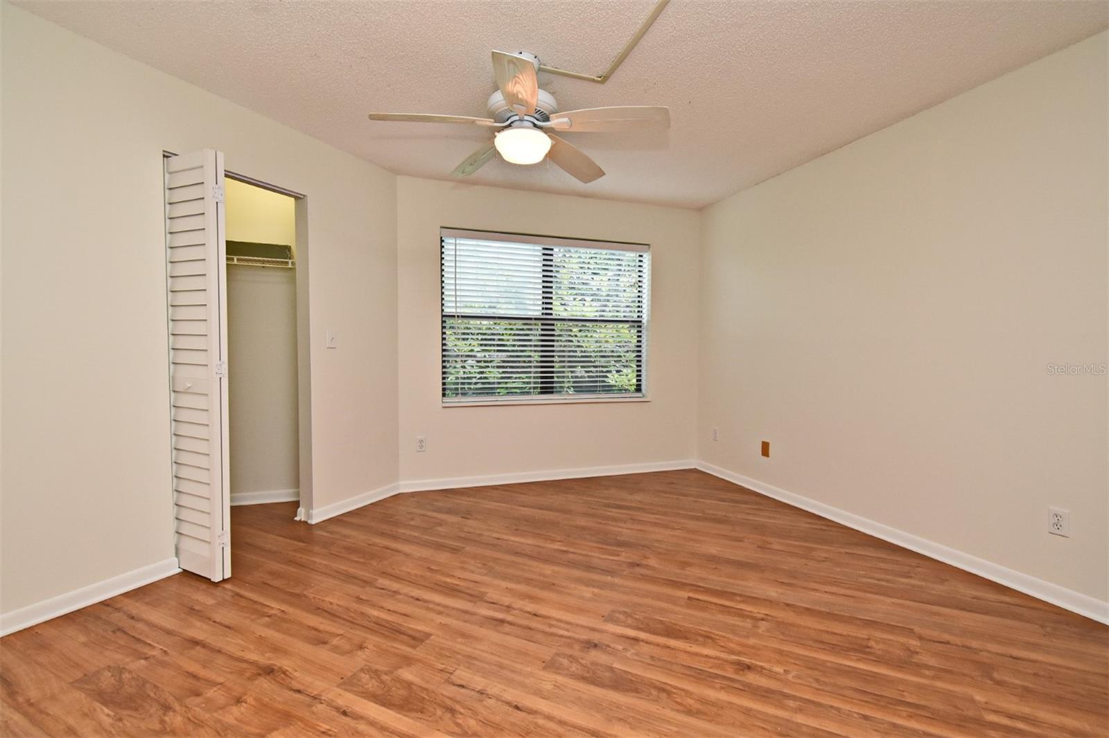 Image 17 of 44 For 4008 Atrium Drive U-6