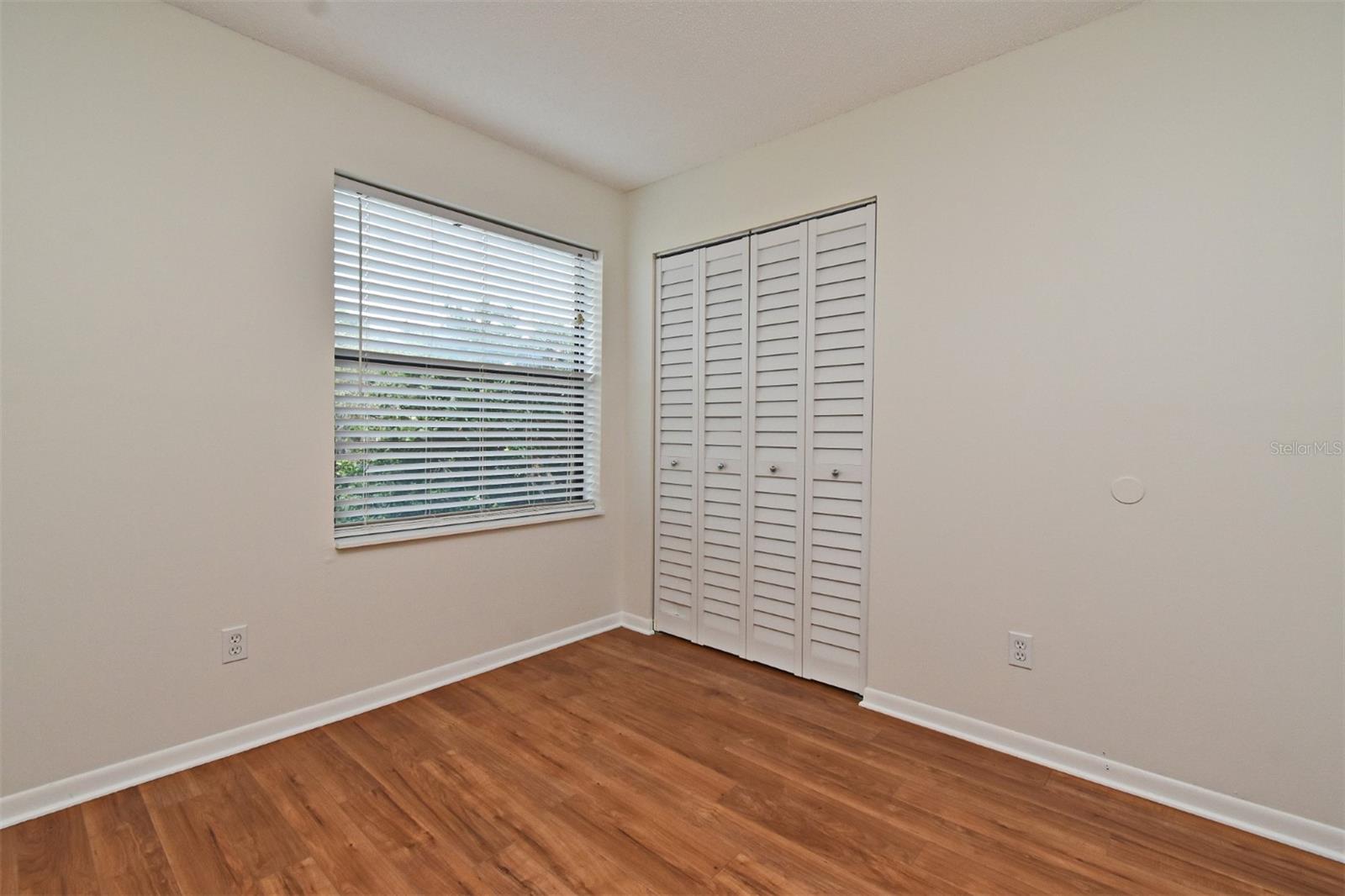 Image 24 of 44 For 4008 Atrium Drive U-6