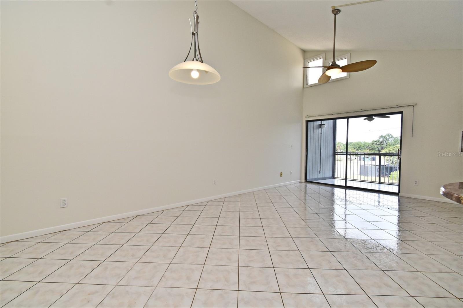 Image 7 of 44 For 4008 Atrium Drive U-6