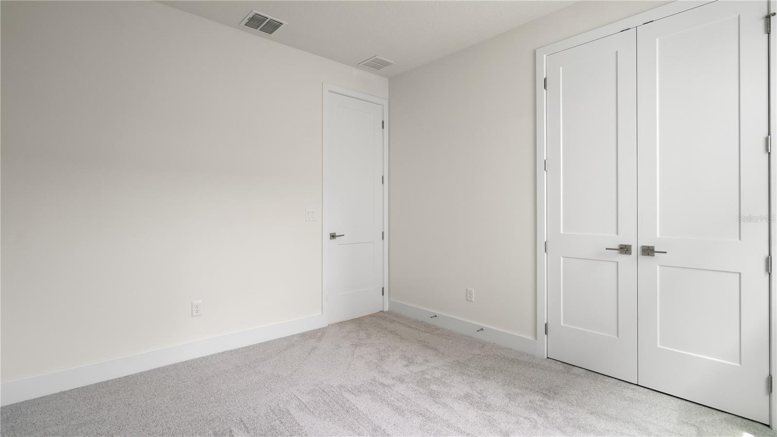 Image 16 of 33 For 30338 Emerald Forest Drive