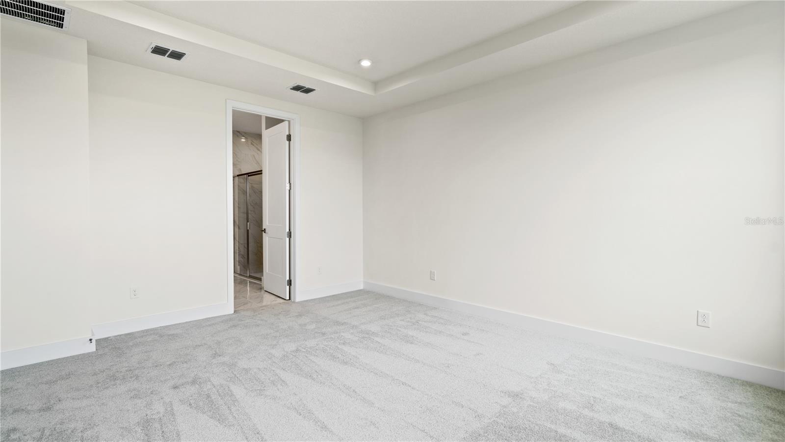 Image 20 of 33 For 30338 Emerald Forest Drive