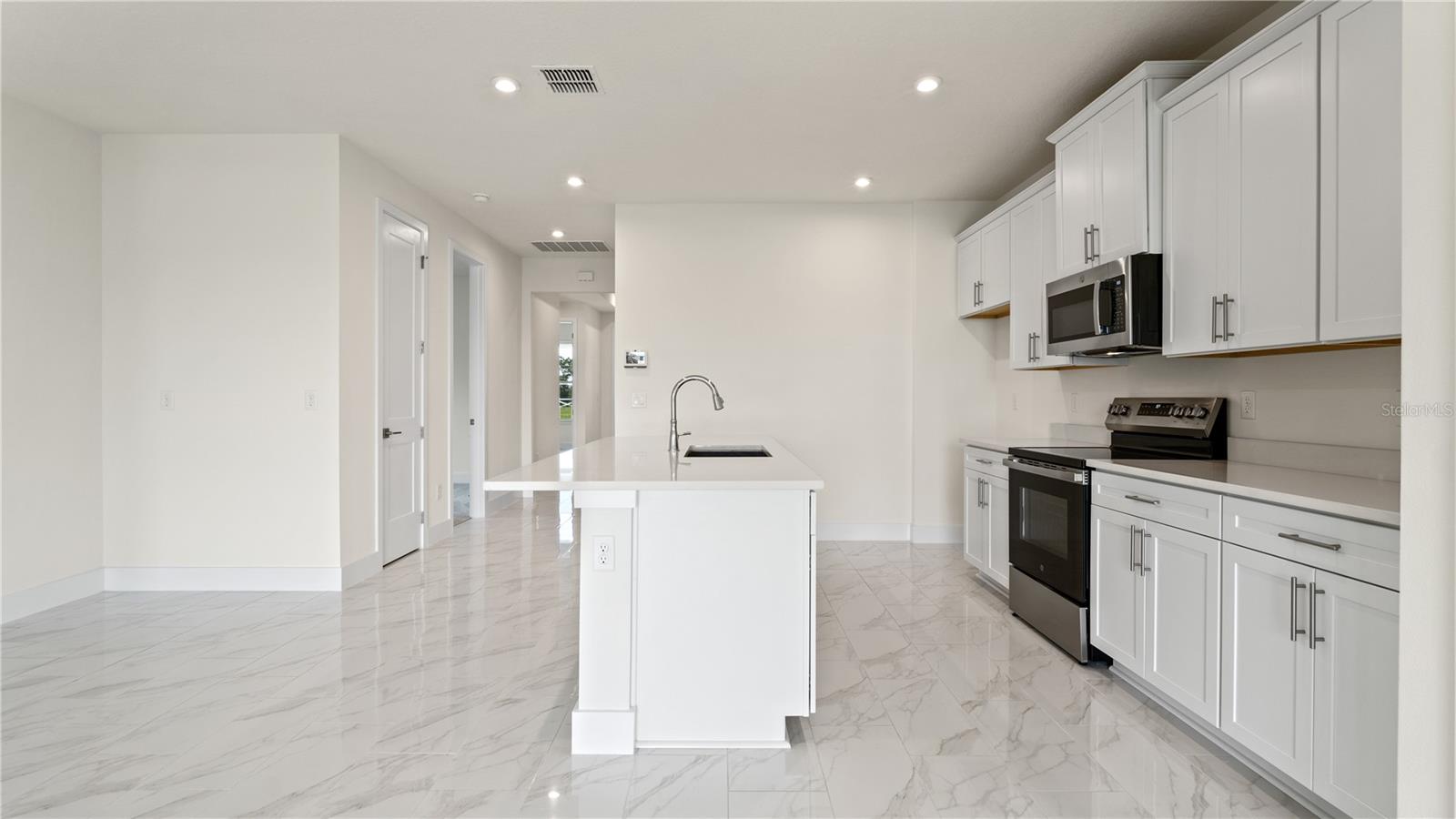 Image 9 of 33 For 30338 Emerald Forest Drive