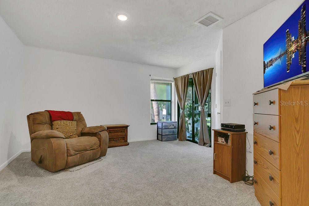 Image 17 of 33 For 3106 Semoran Boulevard P-2