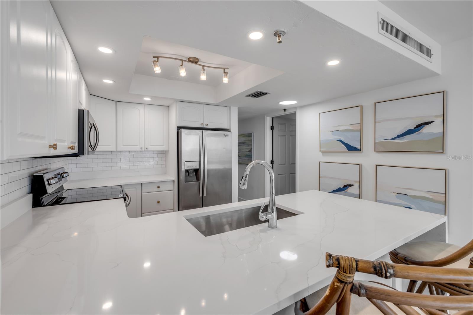 Image 86 of 100 For 4139 Atlantic Avenue B707