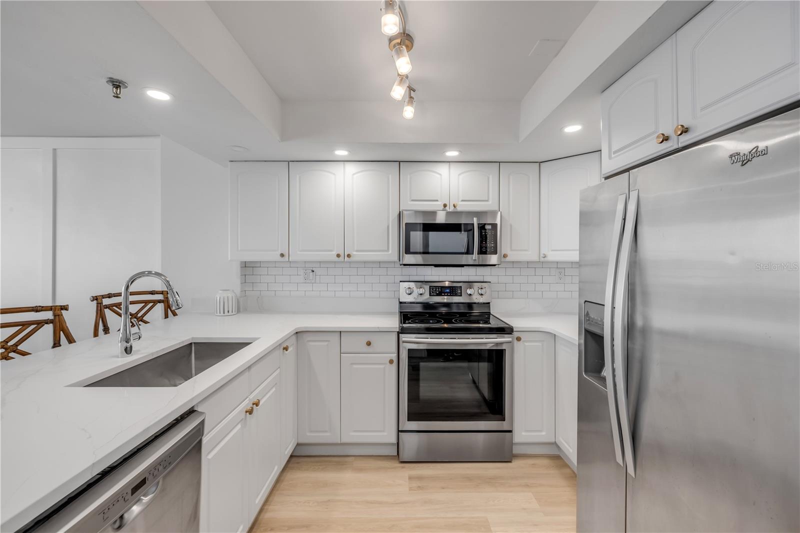 Image 88 of 100 For 4139 Atlantic Avenue B707