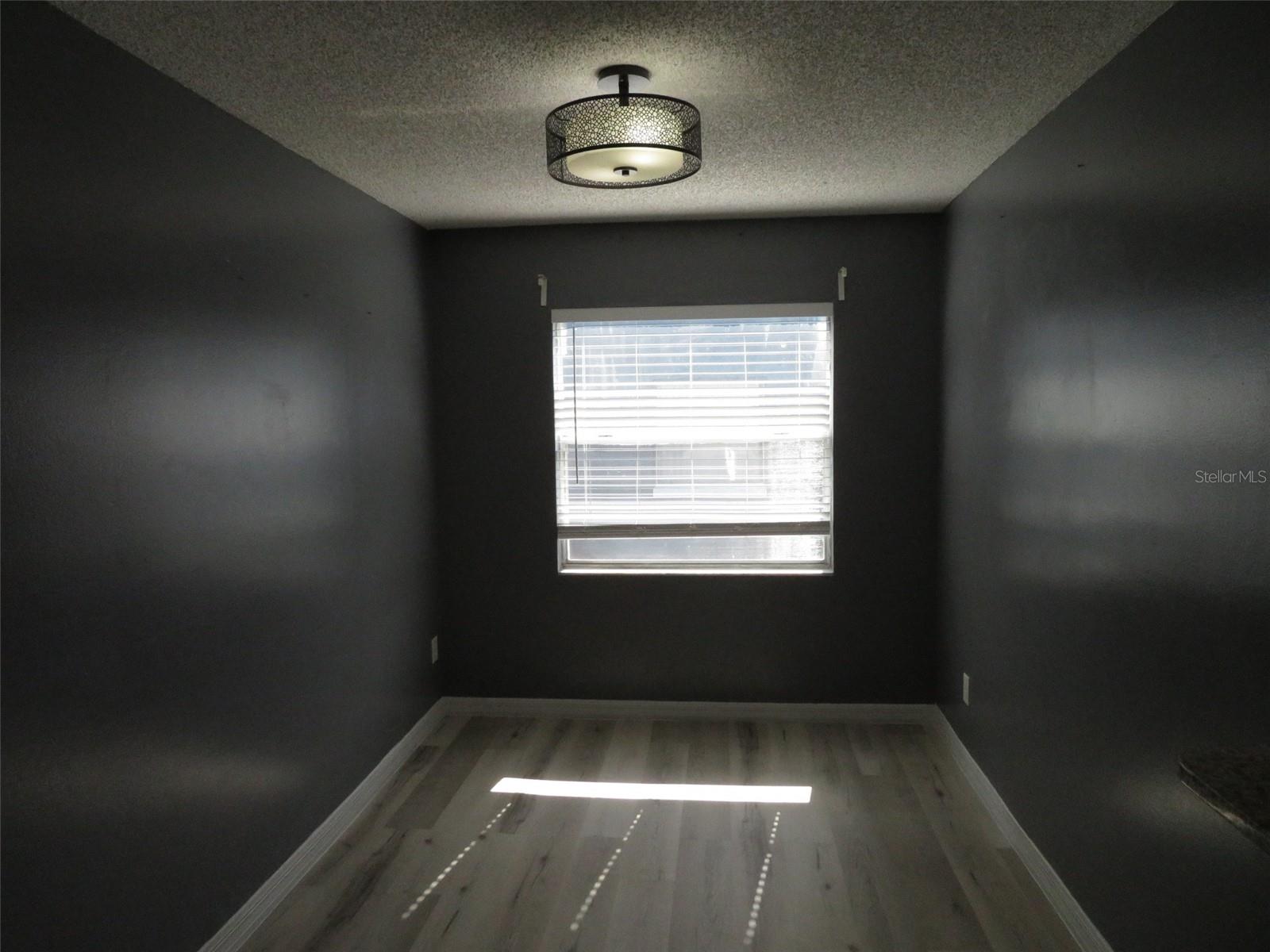 Image 4 of 10 For 4100 Pershing Pointe Place 3