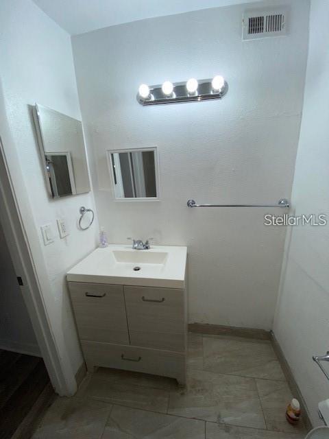 Image 5 of 7 For 4704 Walden Circle 16