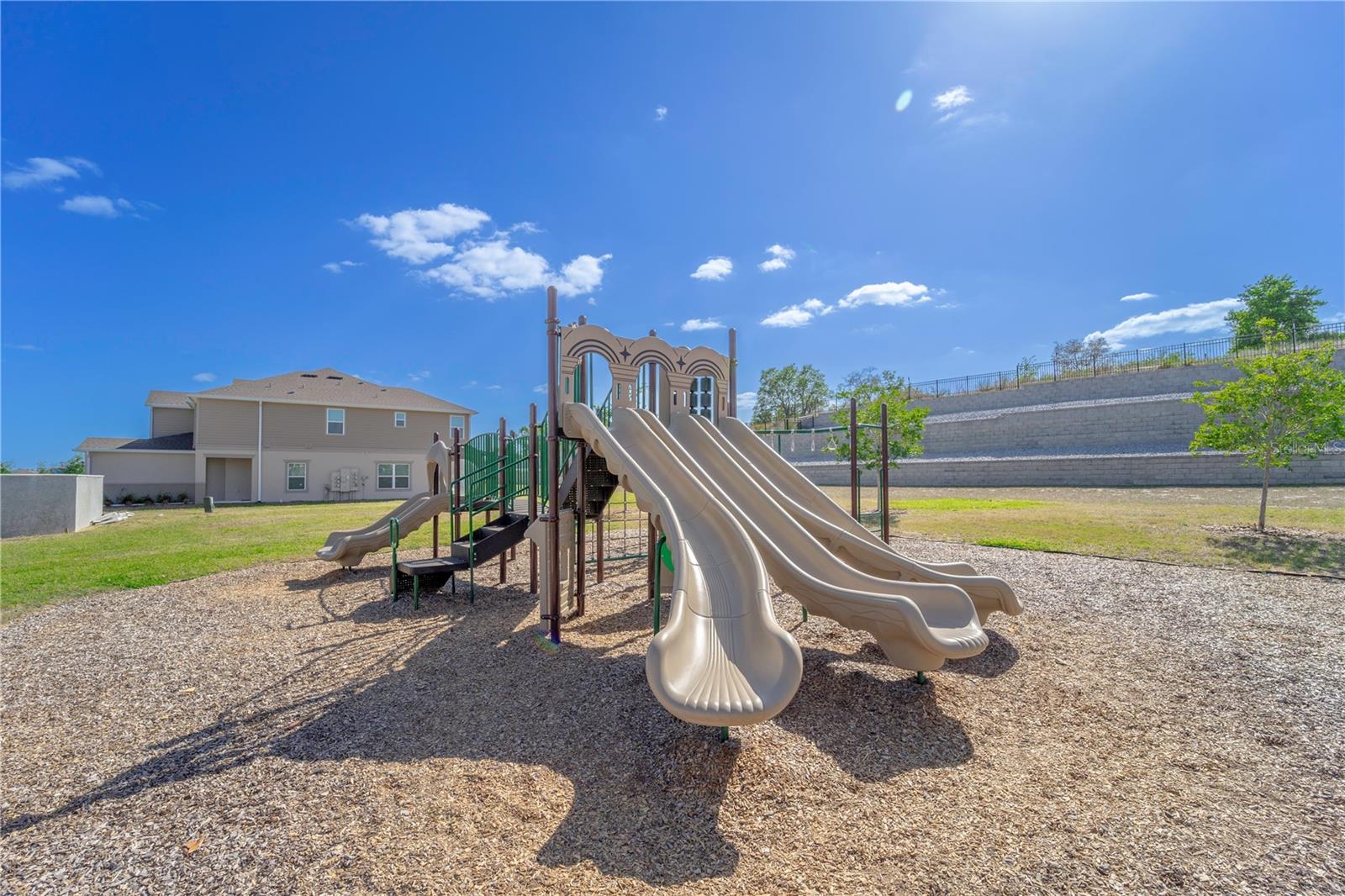 Image 39 of 39 For 820 Overpool Avenue