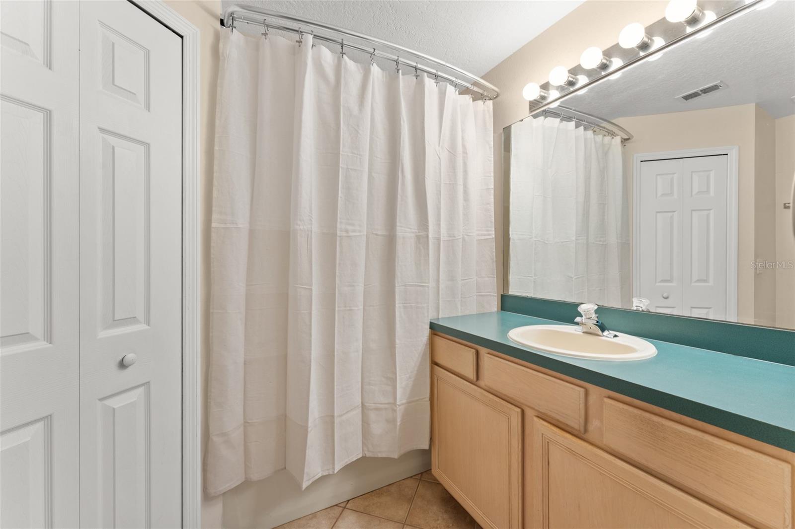 Image 22 of 39 For 4306 Pebblestone Court