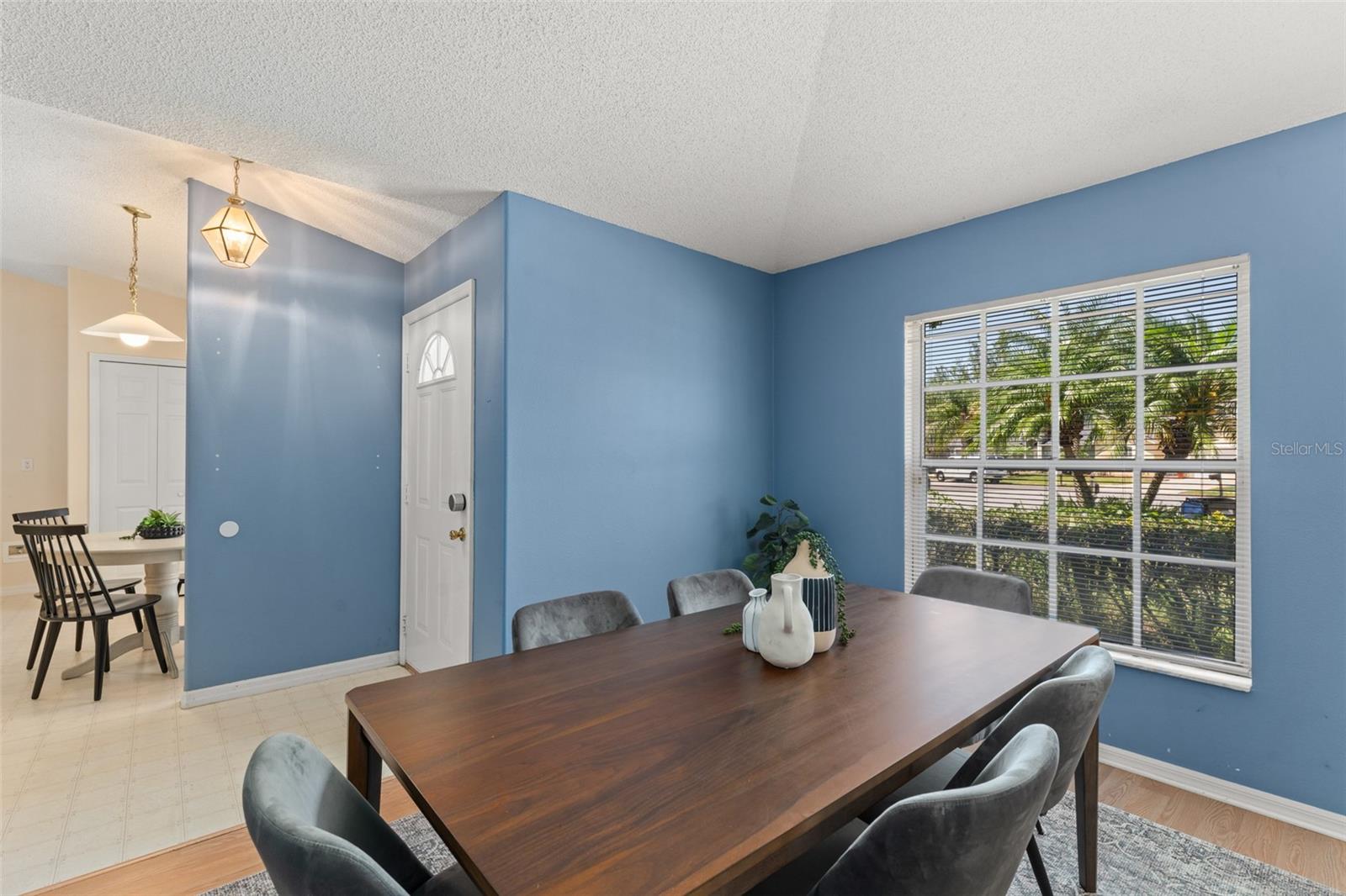Image 4 of 39 For 4306 Pebblestone Court