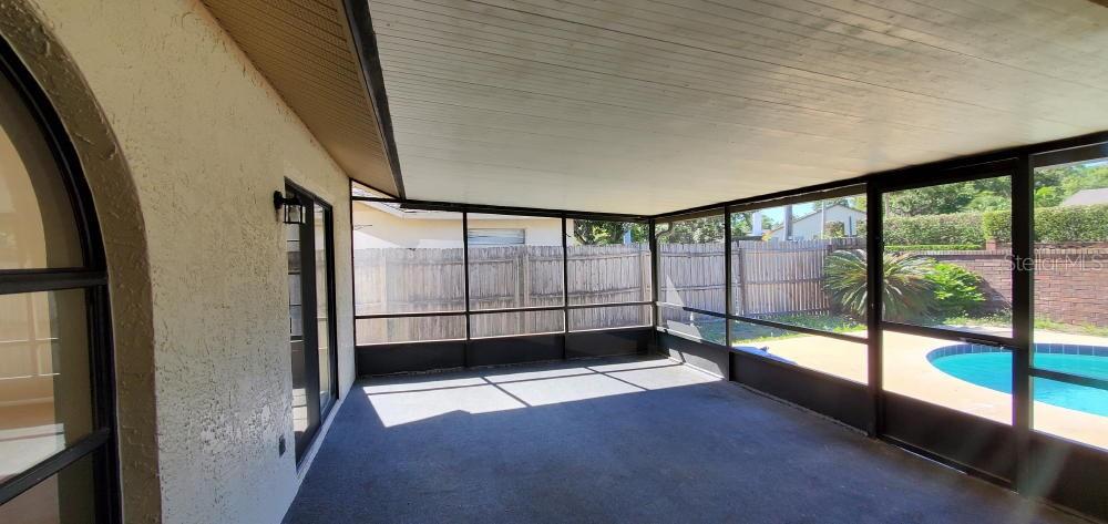 Image 15 of 20 For 10025 Chesham Drive