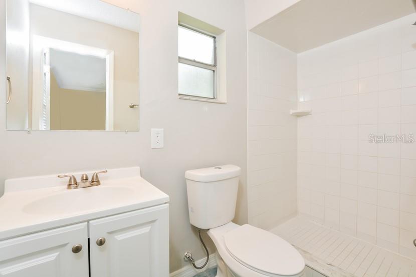 Image 10 of 16 For 904 5th Street