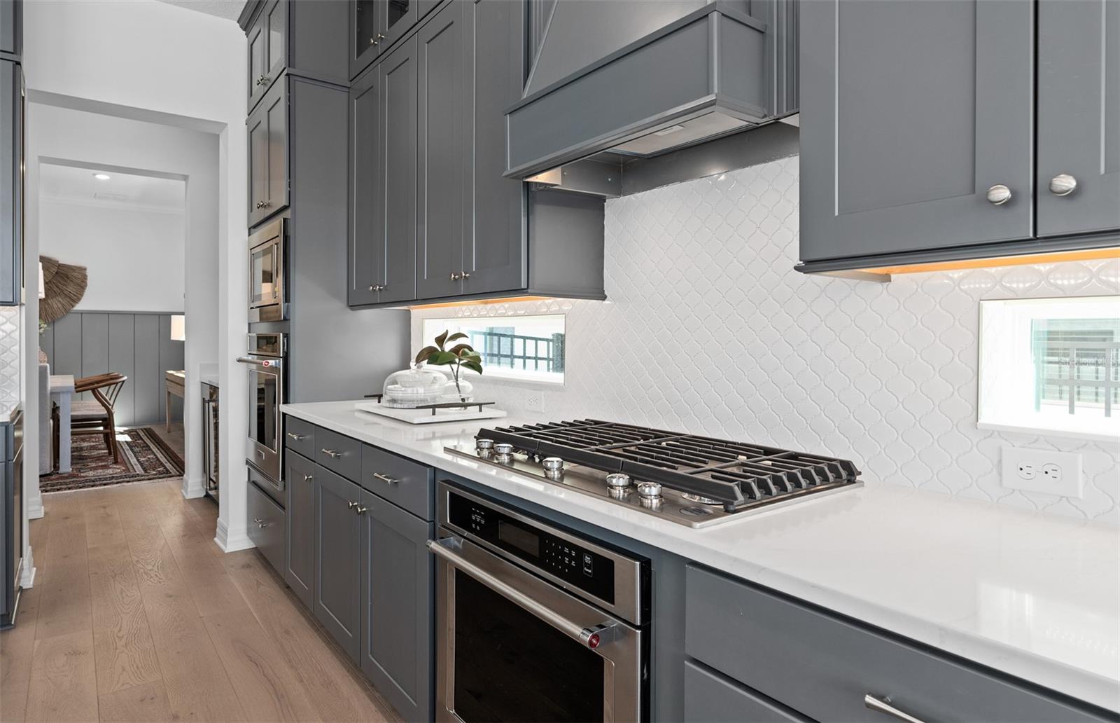 Image 13 of 52 For 8339 Park Cliff Way
